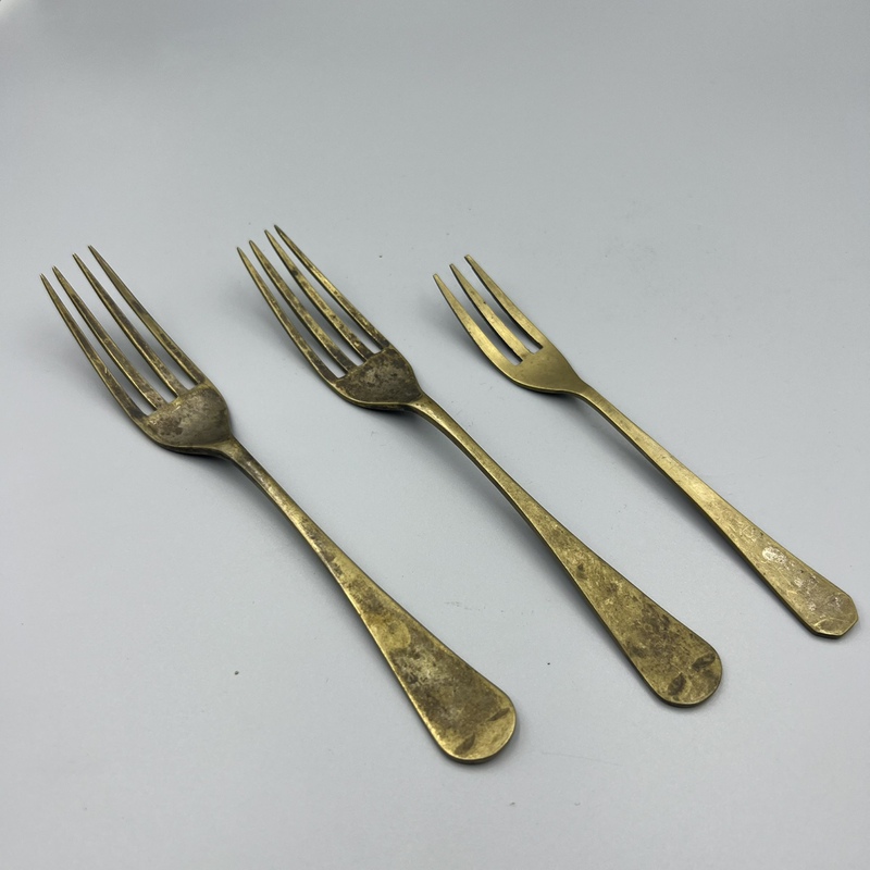 Set of 3 Old Objects, Nostalgic Vintage Tableware, Western-Style Forks, Decorative Pieces, Antique Collection