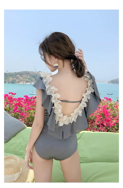 Áo tắm gió to khí hậu backless Hàn Quốc bảo thủ che bụng thon gọn màu tương phản 2019 mới áo tắm Hàn Quốc nữ - Bộ đồ bơi One Piece