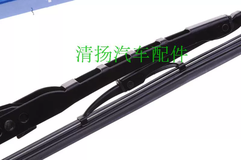 Wiper có lưỡi gạt nước xương với dải nhựa Thiên Tân FAW Weizhi hatchback sedan / V2 / V5 phụ tùng ô tô