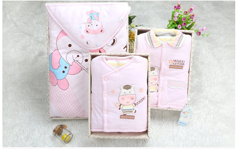 Coffret cadeau pour bébé - Vêtements + Accessoires - Ref 1951218 Image 16