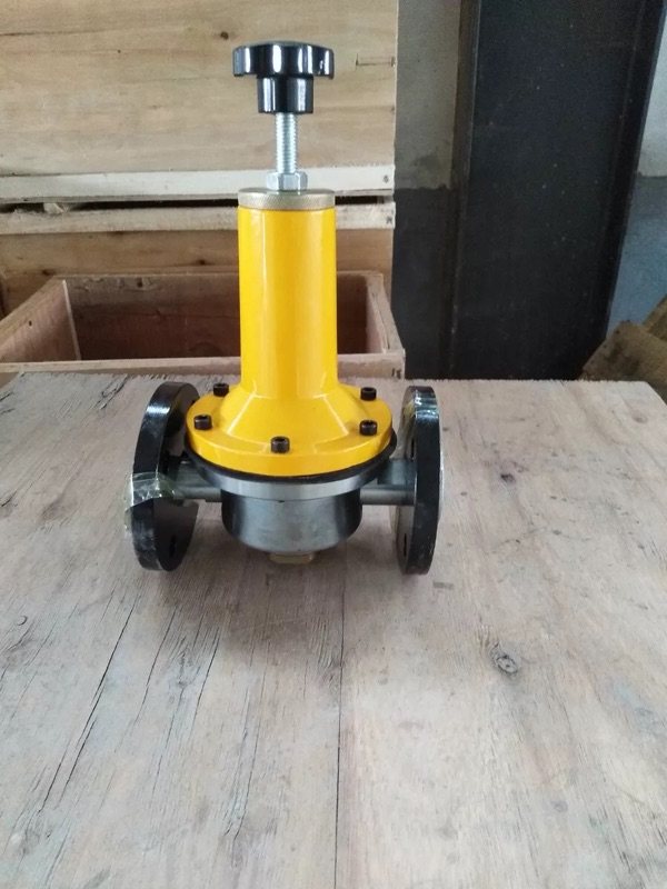 RTZ-B high pressure gas regulator Liquefied gas large flow pressure reducing valve Gas pressure regulating valve Gas pressure reducing valve