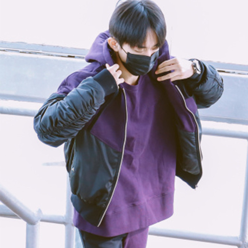 Mùa đông TFBOYS Yi Qian Qian sân bay với quần áo nam và nữ sinh viên rộng rãi áo bông dày quần áo thủy triều áo phao siêu nhẹ nữ