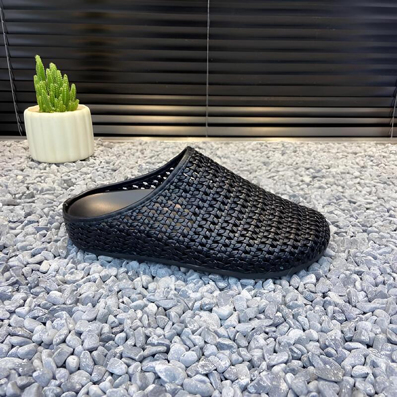 Summer Men's Old Money Style Closed-Toe Slippers Woven Mesh Soft Sole Comfortable Casual Slip-On Mules Men's Slippers Summer Men's Old Money Style Closed-Toe Slippers Woven Mesh Soft Sole Comfortable Casual Slip-On Mules Men's Slippers
