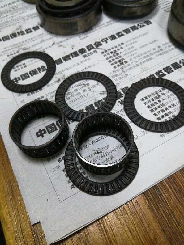 Automobile wave box differential gearbox bearing ZAK35525 plane needle roller bearing 35*52*5 two pieces of needle roller
