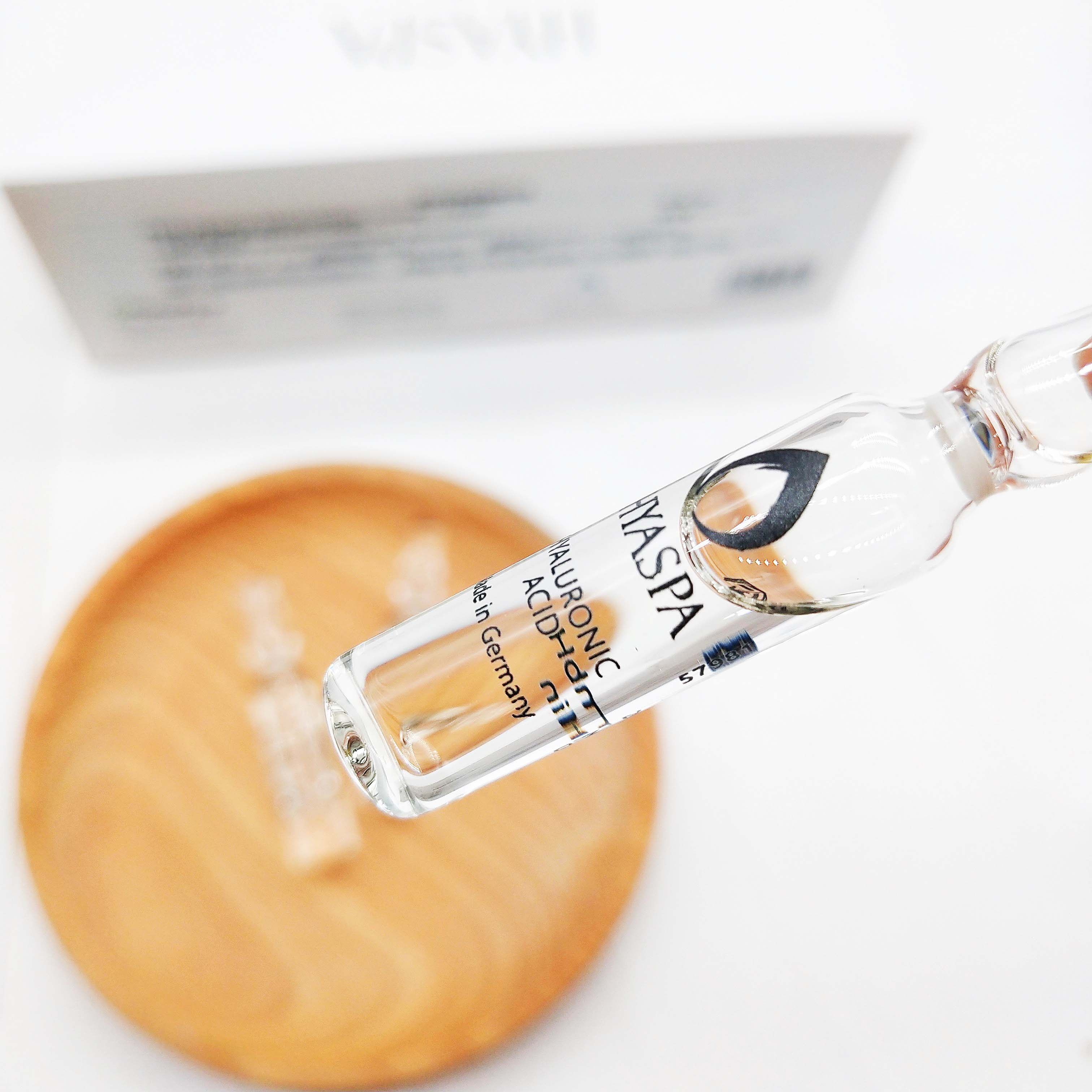 Date December 2021 Autumn and winter can not live without the German hyaluronic acid moisturizing essence 30