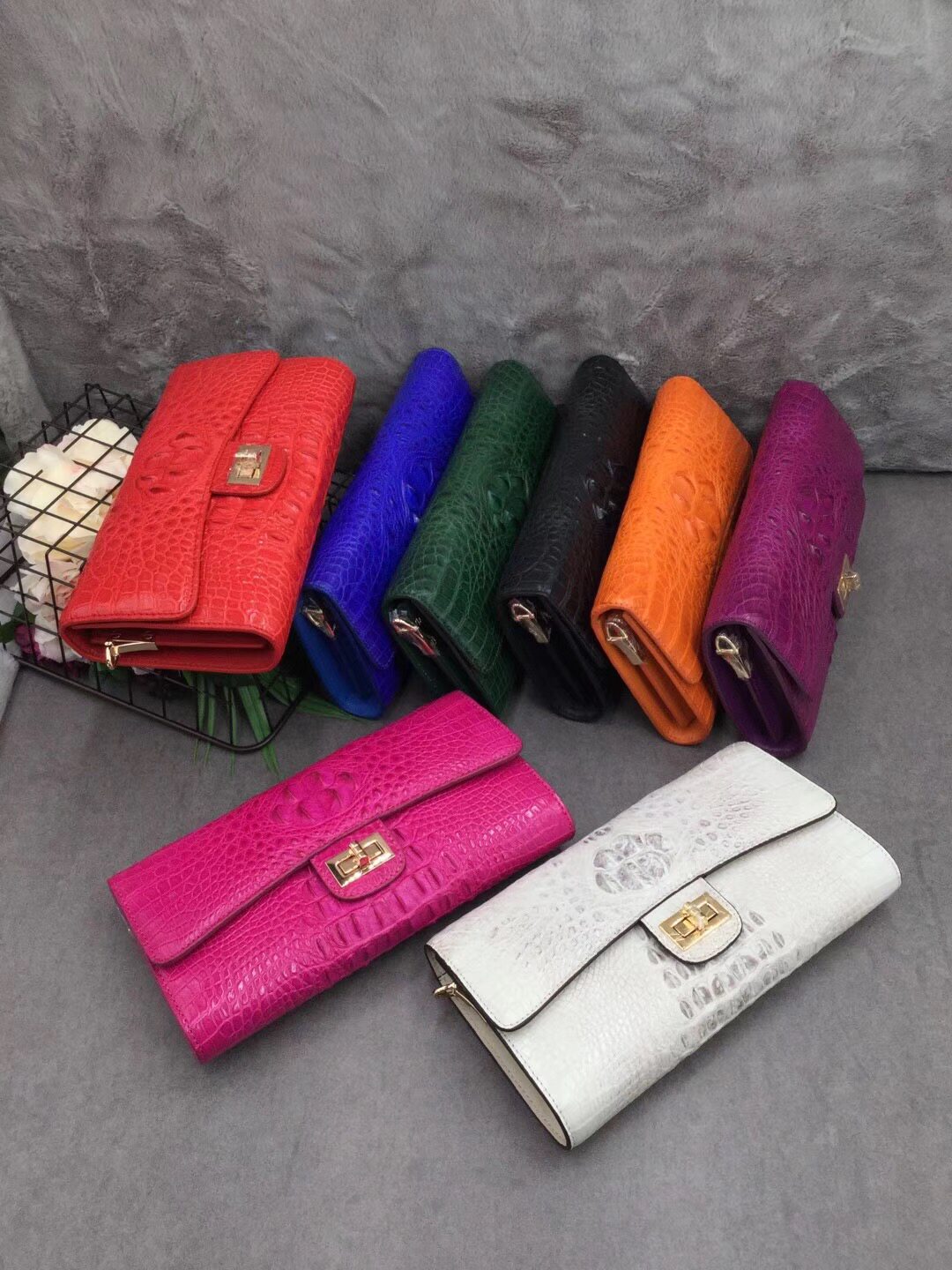 Imported crocodile leather new fashion one-shoulder ladies CK Xiaoxiang clutch all-match messenger chain leather evening bag