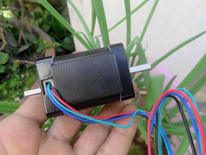 High quality 35 stepper motor II-phase four-wire stepping angle 1 8 ° output Dual-axis double ball bearings