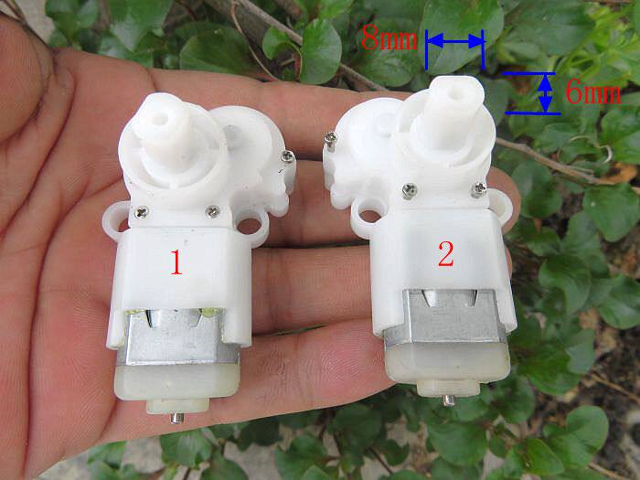 130 DC decelerated motor plastic gear deceleration motor deceleration box left and right direction Two types of 3-6V