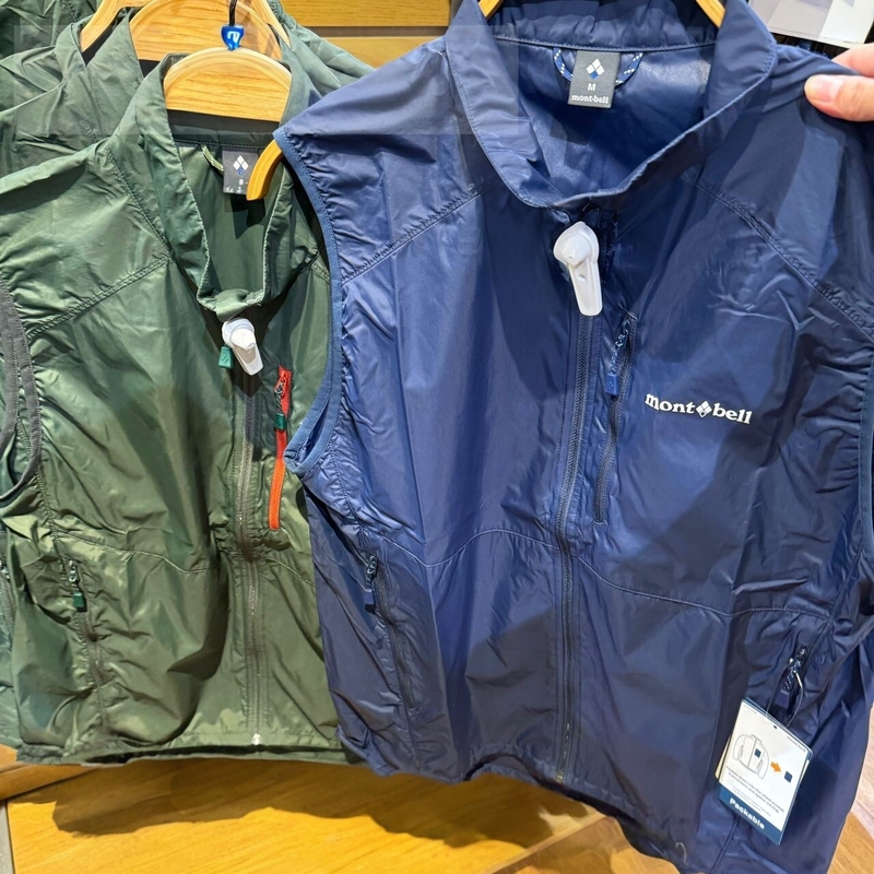 【In Stock】Japan Montbell Windblast Outdoor Windproof Vest for Men 1103326