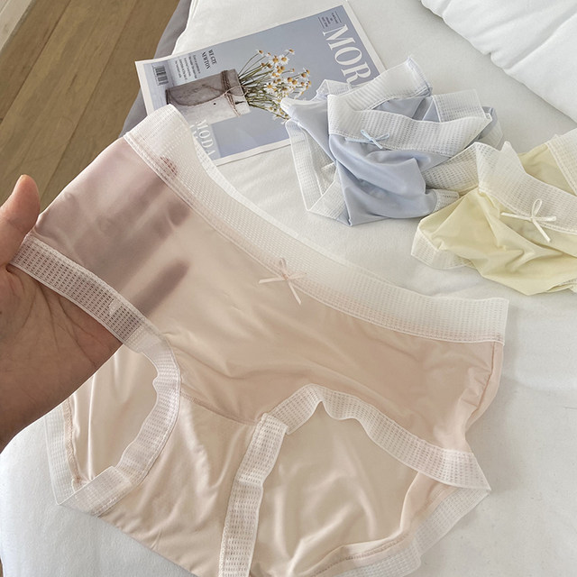 seamless underwear ຂອງແມ່ຍິງ briefs summer ບາງໆແມ່ຍິງ ice silk ເດັກຍິງຂະຫນາດໃຫຍ່ຂະຫນາດກາງແອວ mulberry silk