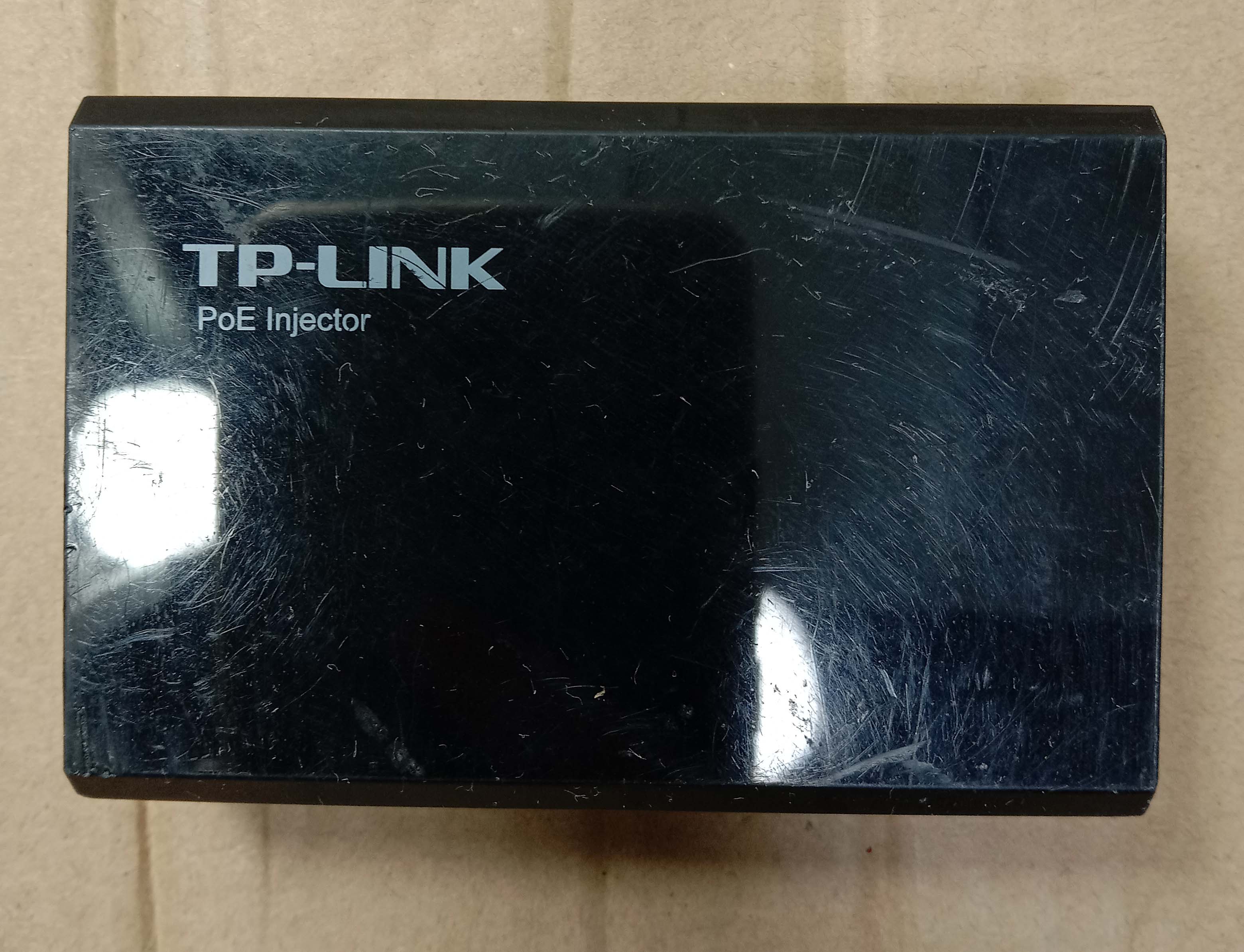 Packaged TP-LINK TL-PoE150S standard PoE power supply module power supply Gigabit port 15 4W