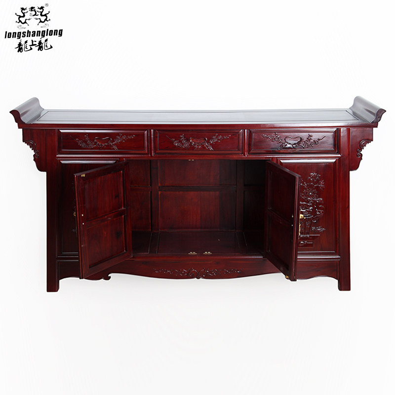 ��������֦��ľ��̨