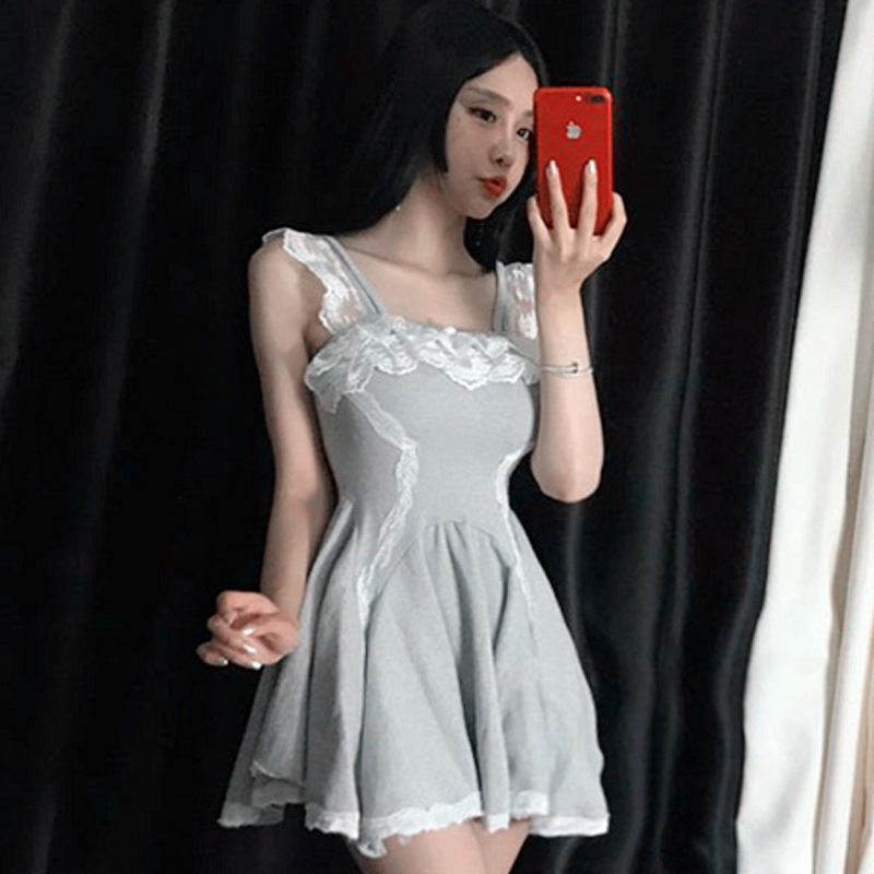 Đêm thị trường phụ nữ 2018 mùa hè mới tính khí không thường xuyên ren khâu dây đeo váy mỏng một từ trang phục váy sát nách chữ a
