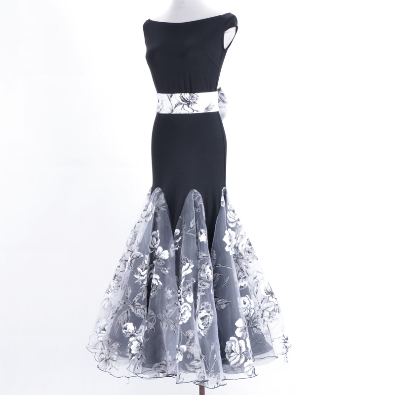 Morden Dance Belt Foreign Dress National Mark Dance With Sleeveless Large Pendulum Performance Dress Ballroom Waltz Dance Practice Dress