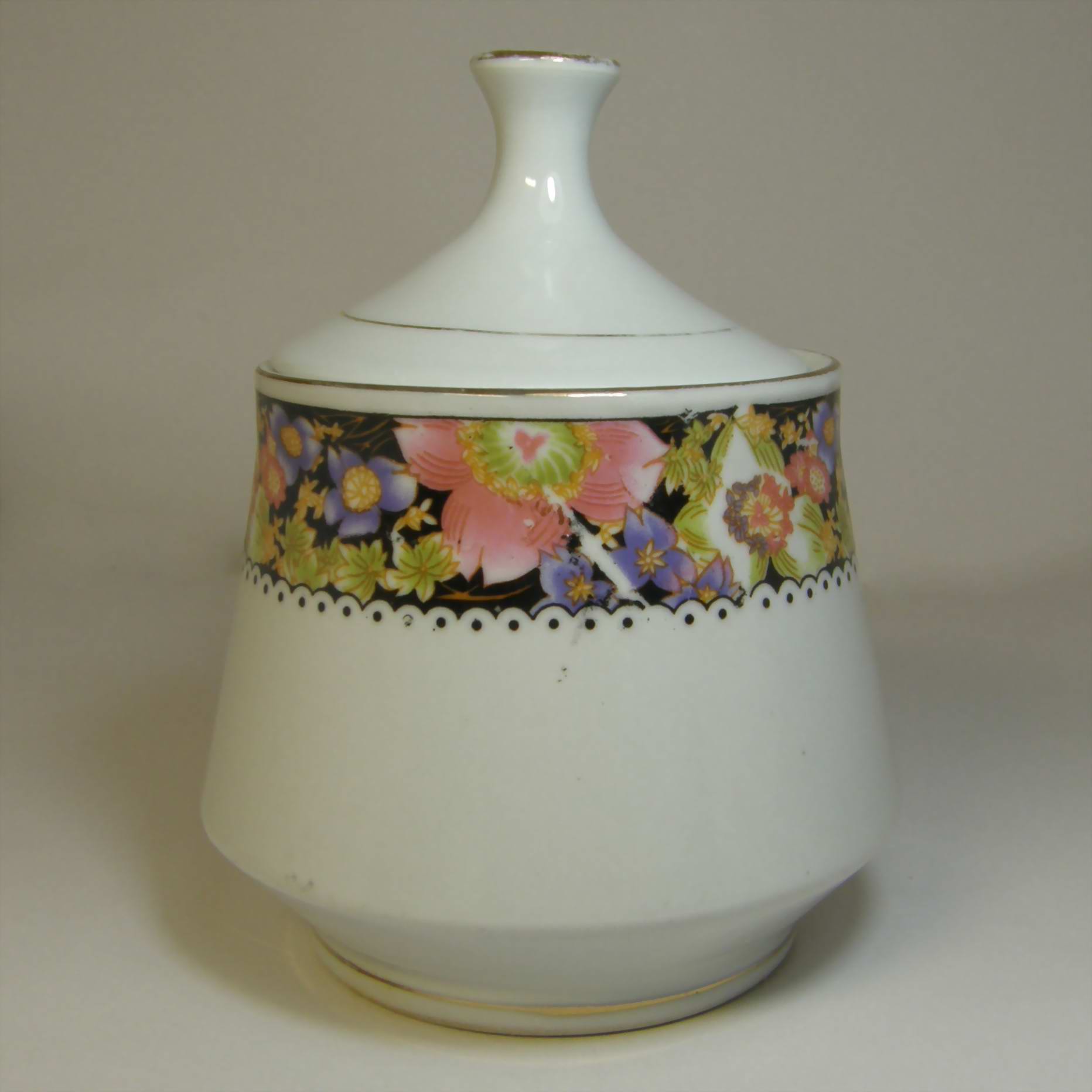 Jingdezhen Factory Old Porcelain Coffee Set Gold Flower Ceramic Sugar Crock Tea Caddy Dragon Ball Pavilion