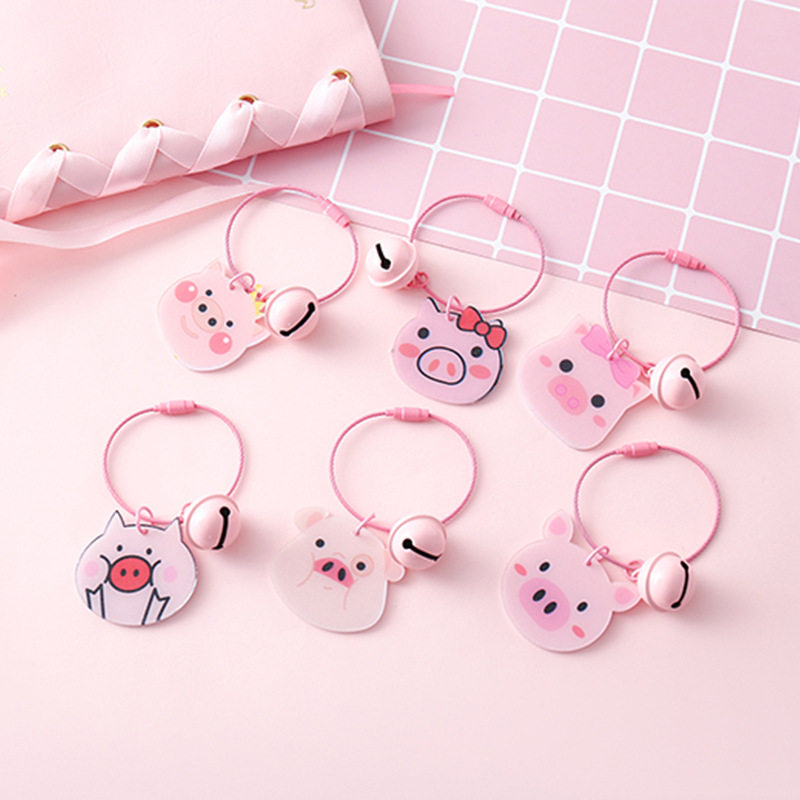Creative cute pink pig keychain student cartoon bell key ring bag pendant car key pendant