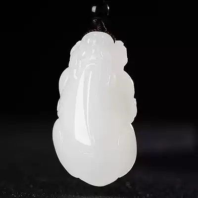 Natural Xinjiang Hetian jade suet Jade brave pendant men's lucky transport Jade women Ridge jade pendant