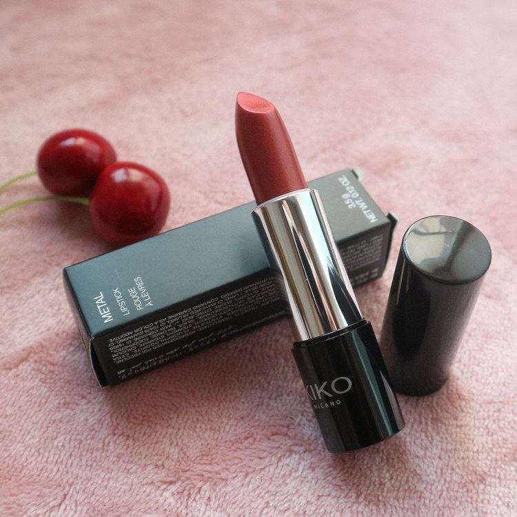 Usd 3578 Kiko Christmas Diamond Metal Light Lipstick