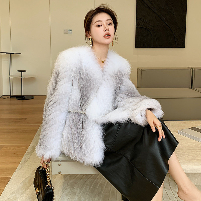 Finland imported saga colored fox fox fur coat female V-neck mid-length coat 2022 new young style