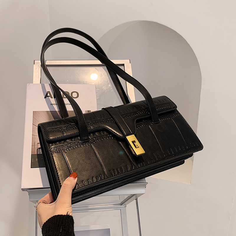 Advanced Senses Package Bag 2020 Autumn Winter New Tide Fashion 100 Lap Single Shoulder Bag Mesh Red Retro Texture Armpit Bag