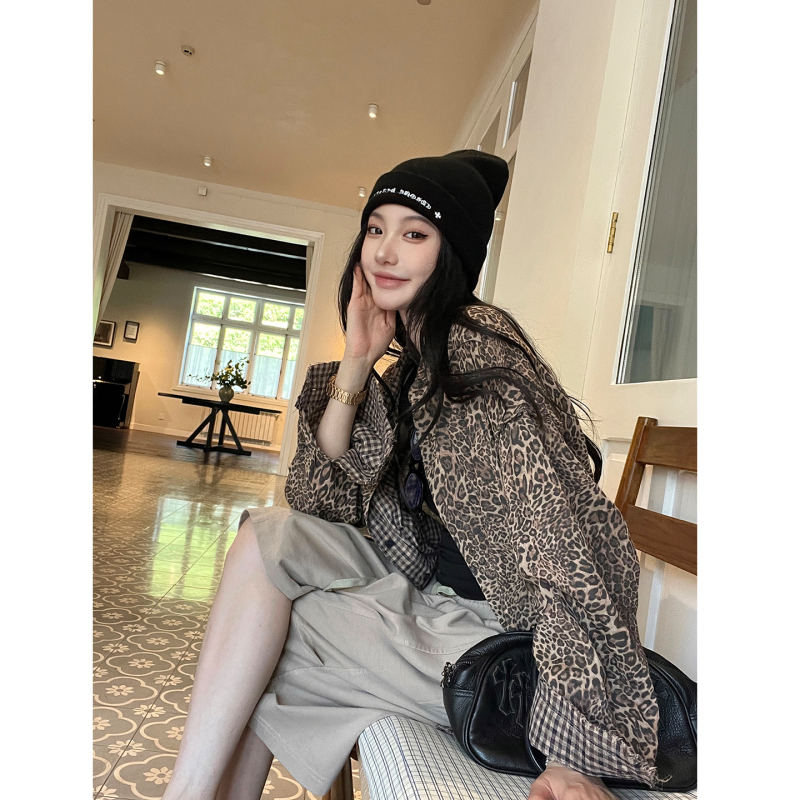 Ouyang's Casual and Relaxed Original Reversible Shirt, My Personal Collection! Super Stylish and Chic Leopard Print Plaid Shirt Ouyang's Casual and Relaxed Original Reversible Shirt, My Personal Collection! Super Stylish and Chic Leopard Print Plaid Shirt