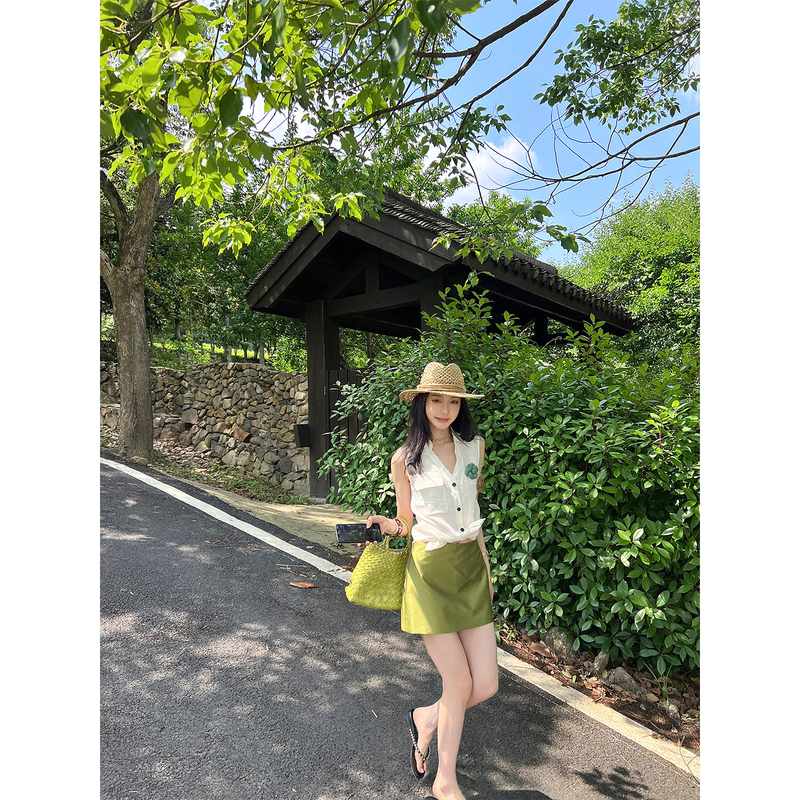 Ouyang Old Money Style Linen Sleeveless Shirt for Women, Summer Design, Niche Retro Shirt Vest Top