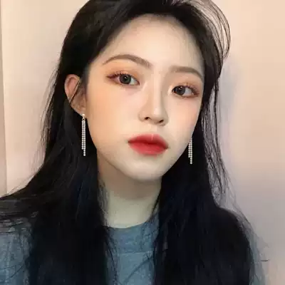 South Korea's new trendy long version of tassel zircon drop earrings suitable for women's round face earrings simple light luxury ear clips without pierced ears