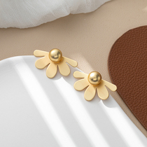 ins and Japan-South Korea Wind and art retro daisy earrings Temperament Brief 100 Lap Superior Sense Mosquito Coil Dish Without Ear Clip