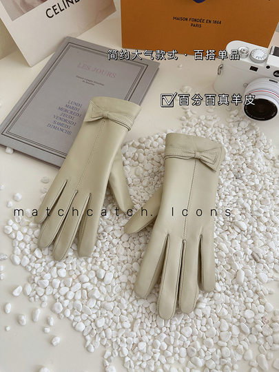 Sheepskin Gloves for Women, Winter Driving, Fleece-Lined, Warm, Touchscreen-Compatible, Genuine Leather, Thin Style, Windproof, Spring and Autumn, Outdoor Motorcycle Use