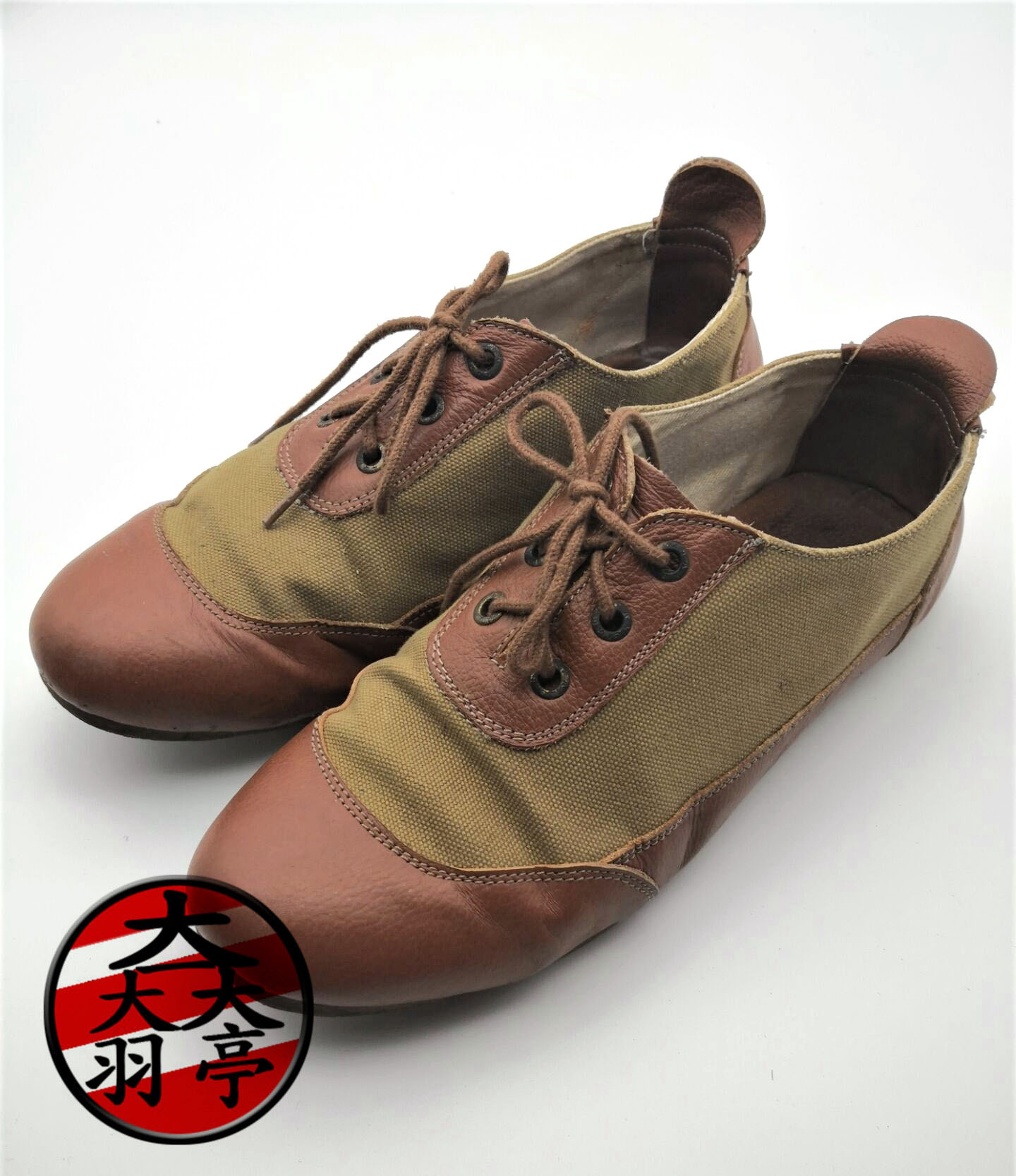 Hanting Recommended Ship-top Sneaker Midfield 4445 Historical Stage Film and TV crew Props Repeating Equipment