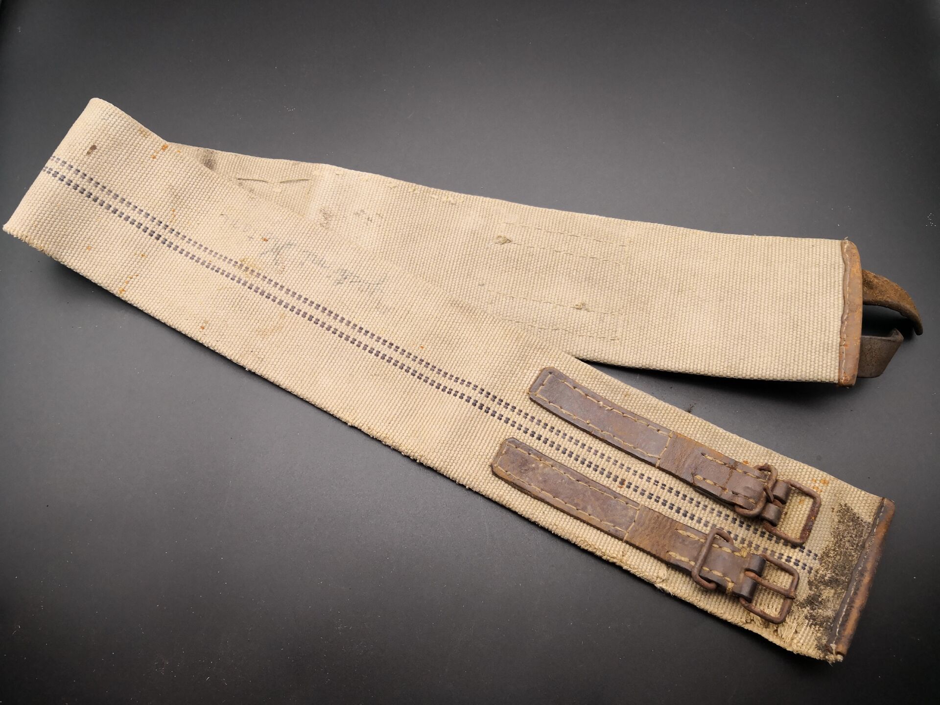 Feather Ting recommends this collection of original belt weaving history memorial field equipment uniform