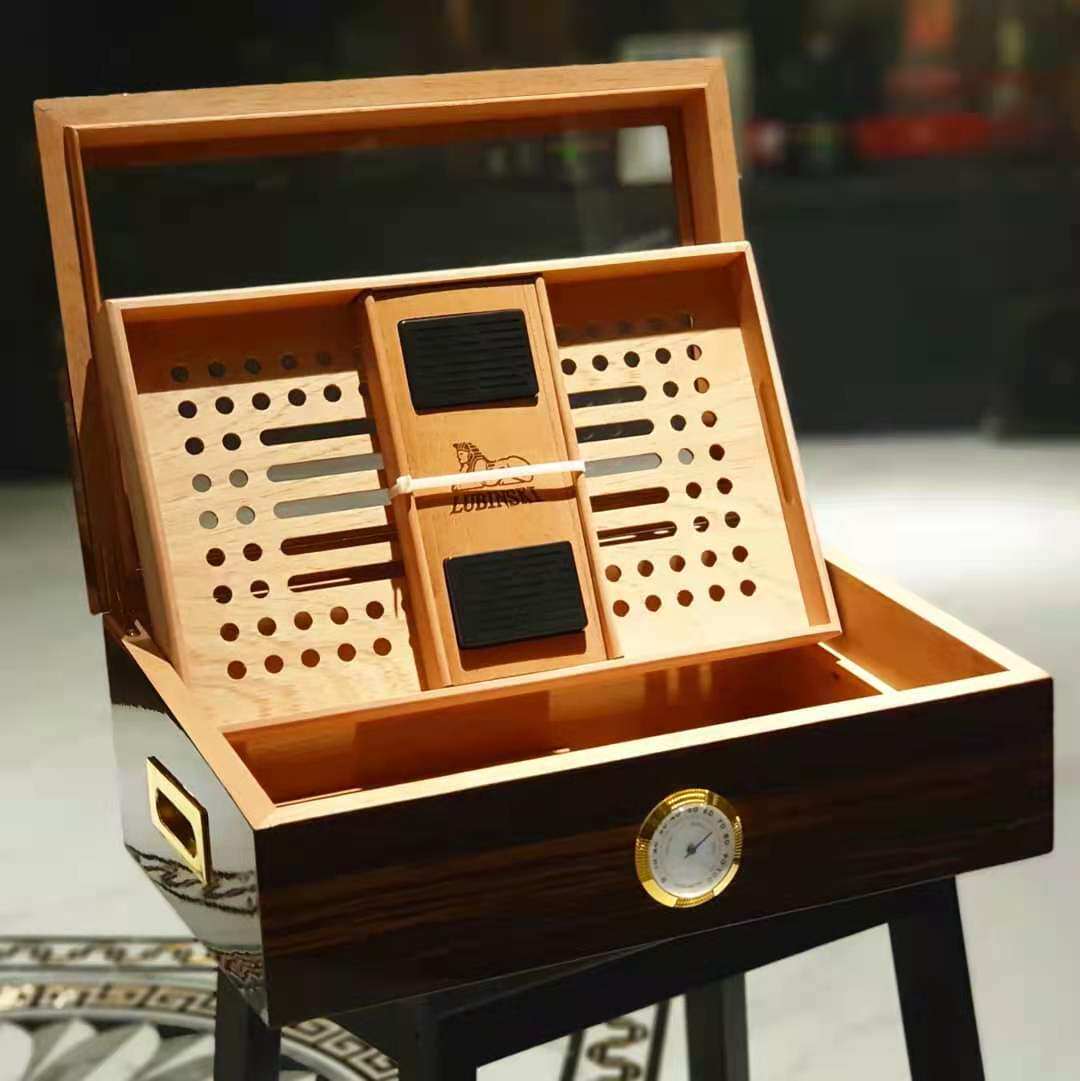 Lubinski LUBINSKI cigar humidor cedar wood piano paint visible window large-capacity cigar box