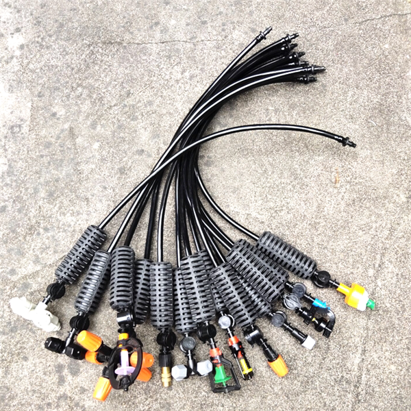 Greenhouse greenhouse greenhouse roof upside up micro nozzle 360 degree automatic rotation spray irrigation adjustable cross atomization