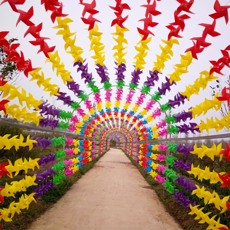 61 Children's Festival Scenic Area Kindergarten Promenade Suspended Rotating Decorative Items Outdoor Waterproof Plastic Four Leaf Windmill Strings