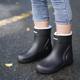 Large Size Rain Boots for Men, One-Piece Fleece-Lined Winter Warm Waterproof Shoes, Fashionable Rubber Shoes, Rain Boots, Non-Slip Fishing Overshoes for Women