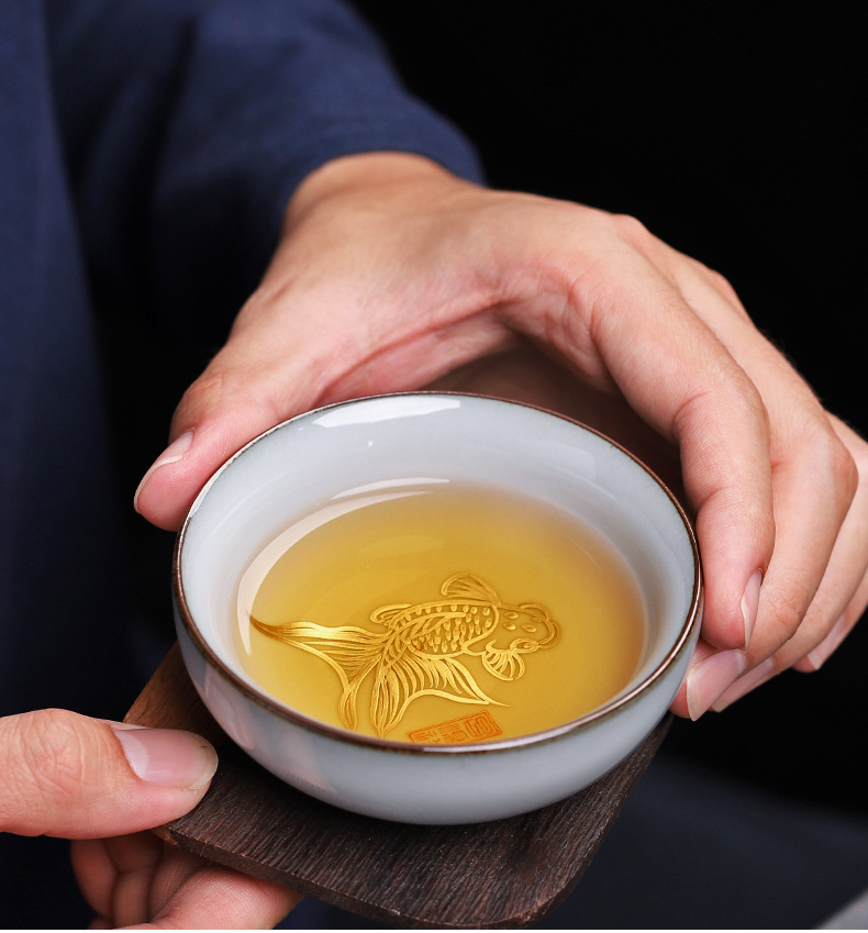 Up manually on the kongfu master cup female ceramic cup character hand - made coppering. As silver single sample tea cup gift boxes