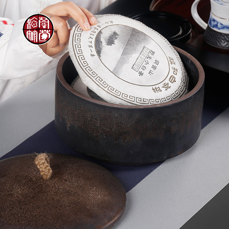 Caddy fixings ceramic storage tanks of large domestic tea taking kung fu tea set spare parts gold pu 'er tea cake box