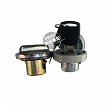 Fuel Tank Retrofit Accessories Motorcycle Iron Cover Car Lock Size Bull Beach Car Iron Tank Oil Jug With Lock Oil Tank Lid