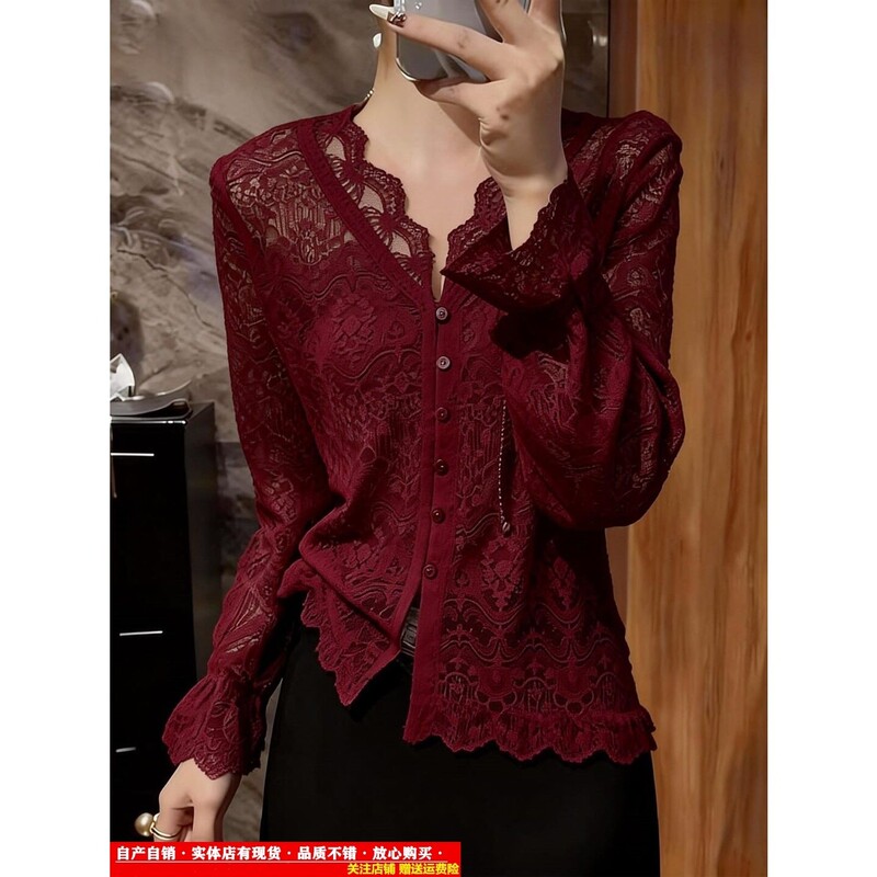 Textured, Unique, Beautiful, High-End Vintage Burgundy Top for Women in the Spring of 2026, with a Mature Style and Lace Accents Textured, Unique, Beautiful, High-End Vintage Burgundy Top for Women in the Spring of 2026, with a Mature Style and Lace Accents
