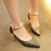 Mùa xuân 2019 mới nông miệng nhọn mũi nhọn cao gót phụ nữ stiletto gót thấp gợi cảm khóa với dép ngọc trai dép quai hậu nữ Sandal