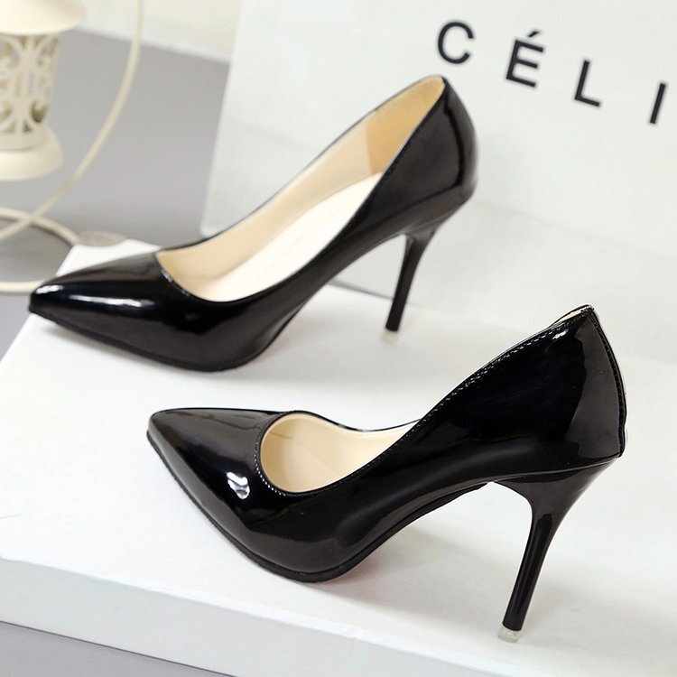 2026 Spring New Korean Style Patent Leather Shallow Evening Shoes Stiletto Pointed Toe Fresh and Sexy High Heels for Women 2026 Spring New Korean Style Patent Leather Shallow Evening Shoes Stiletto Pointed Toe Fresh and Sexy High Heels for Women