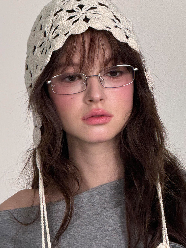 Retro Gold-Rimmed Glasses for Women, Silver Narrow Frame, Cosplay Style, Mature Look, Non-Prescription, Suitable for Small Faces, Can Be Fitted with Prescription Lenses, Wide Frame