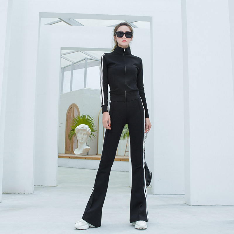 Casual Suit Women Spring Autumn 2022 New Body Repair Microhorn Pants Vegemon Designer Sportswear two-piece style suit