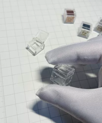 [Без кубика одиночной цена] выставочная коробка 10 мм Cube Special Acalt Box High Transparent Box