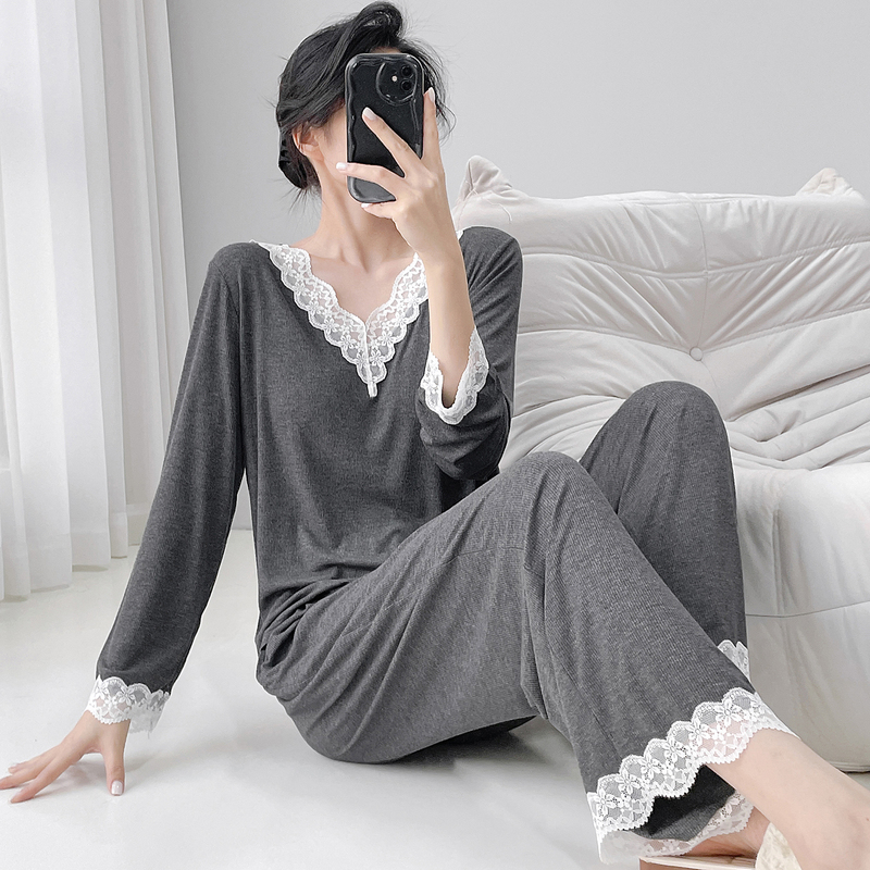 Women's Pajamas with Built-In Bra Pads, 2026 New Spring and Autumn Long-Sleeved Modal High-End Autumn Loungewear Set