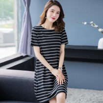 Striped Pullover Short Sleeve loose Waist Single piece crew neck Dress for women in summer