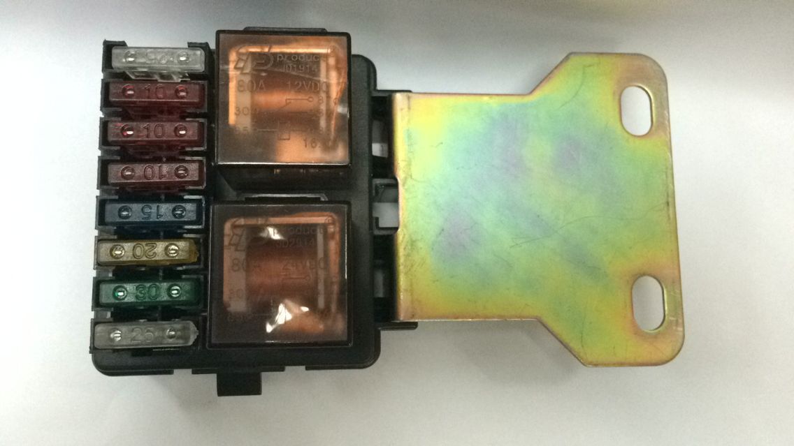 2-bit relay car line controller box fuse fuse box 8-way fuse seat fuse box