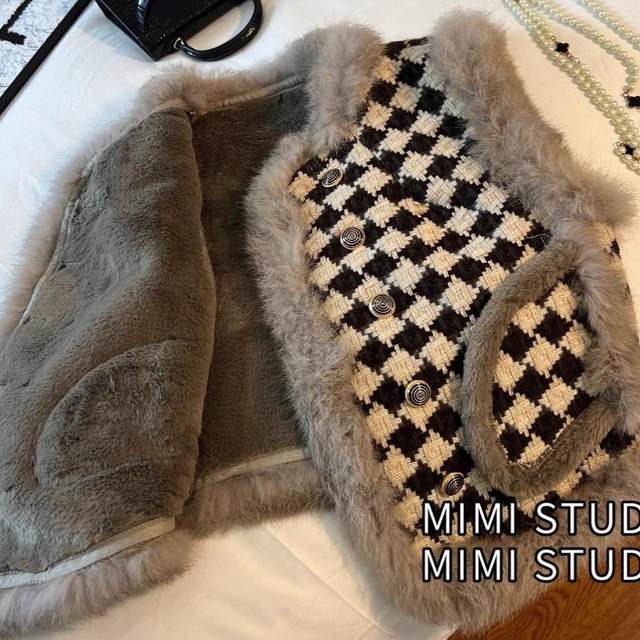 European Mink Fur Vest Small Fragrant Wind Jacket Women 2025 Autumn and Winter Houndstooth Fur Loose Fur Collar Stacked Vest