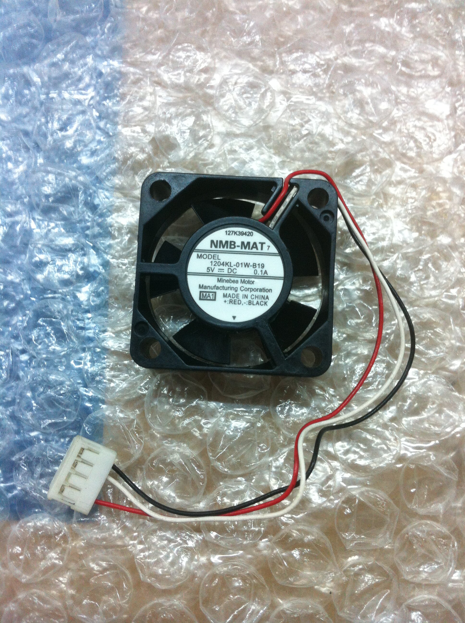 Japan NMB 3010 DC5V 0 1A 1204KL-01W-B19 Switch Router Cooling Fan