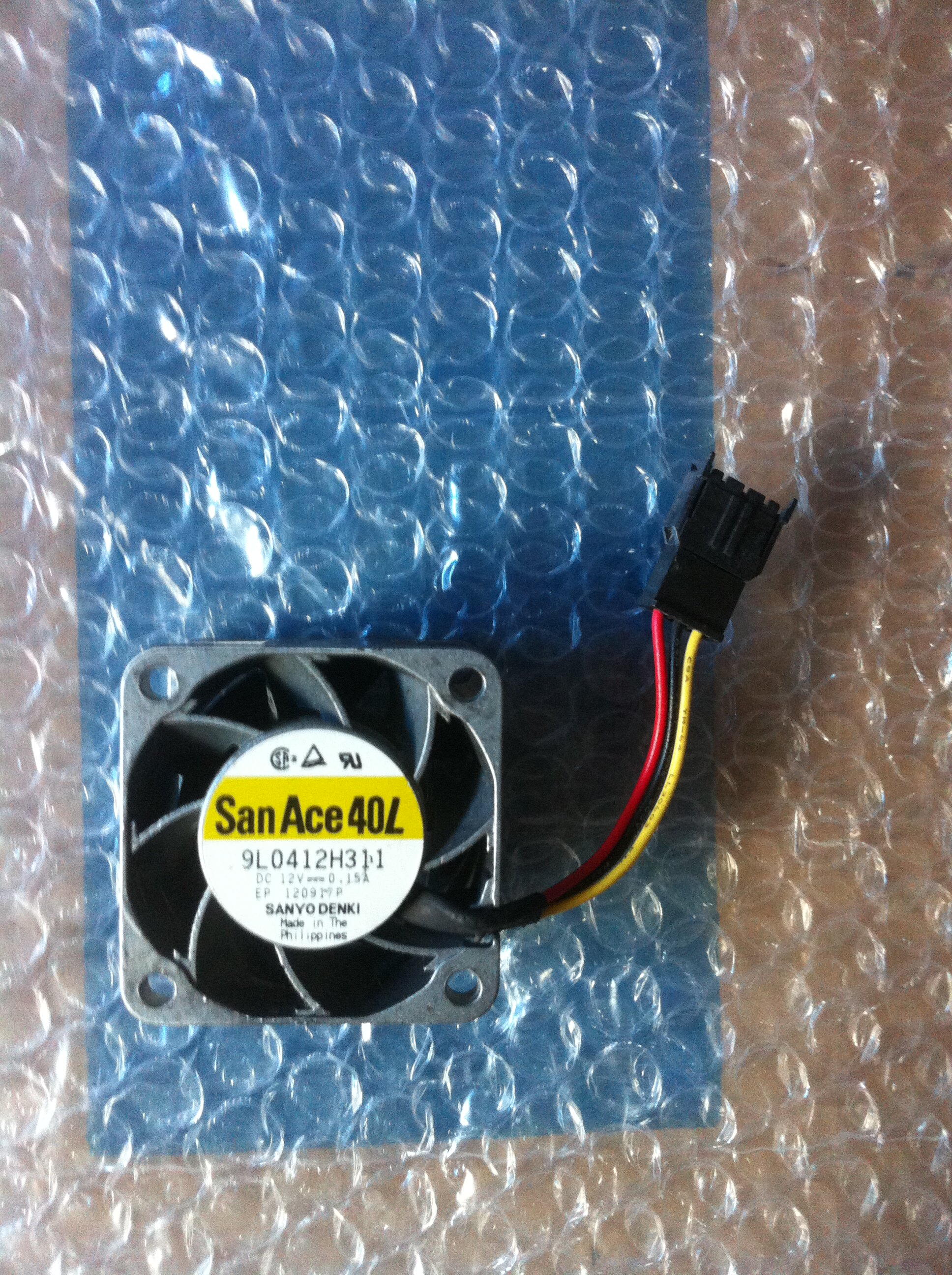 Originally installed Japan SAYO 9L0412H311 4028 0 DC12V 4CM 4CM 4CM temperature resistant heat dissipation fan